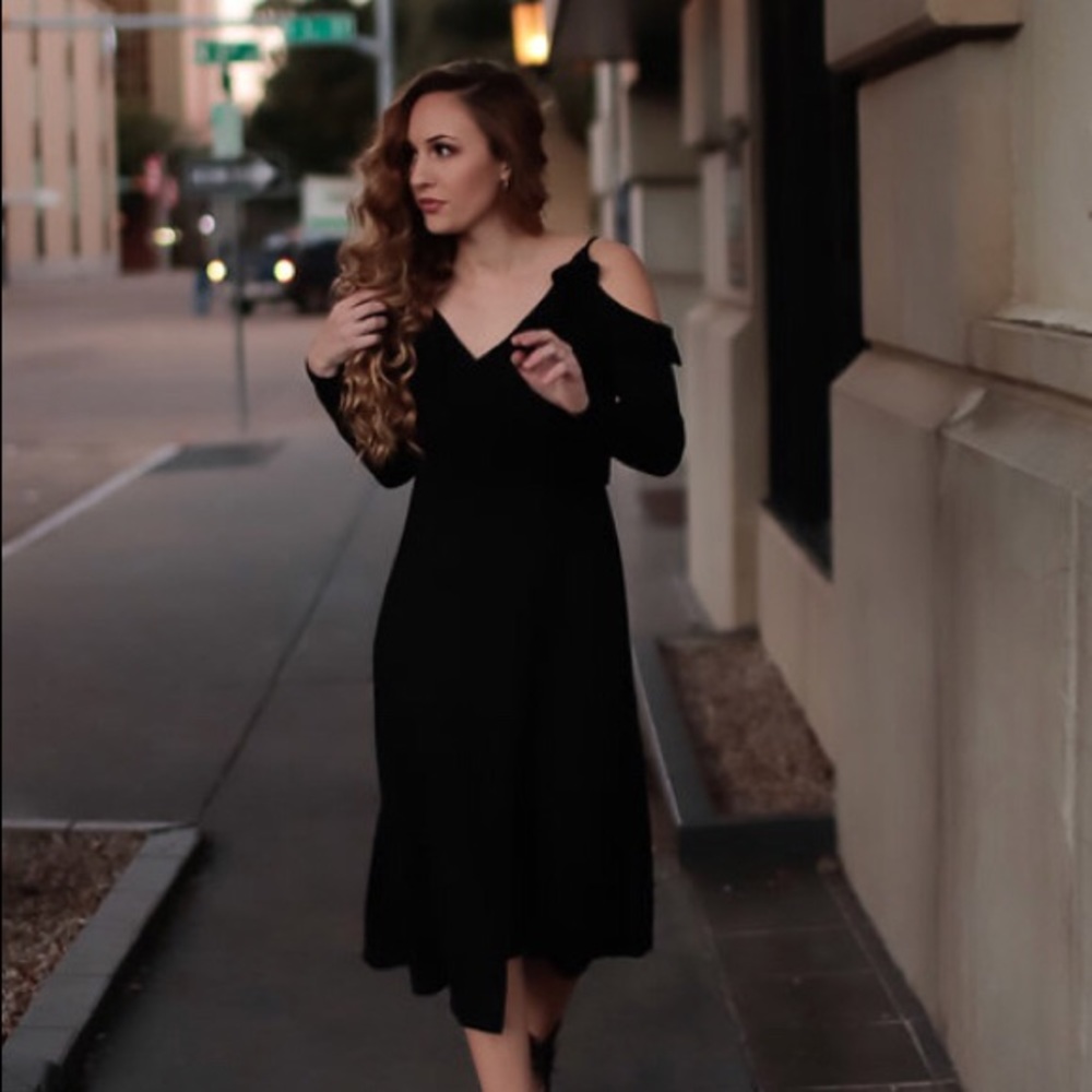 Last 1 Medium Romantic Ruffled Cold Shoulder Dress - Picture 7 of 8